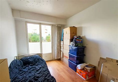 Spacieux Appartement De M Au Er Tage Avec Ascenseur Au C Ur Du