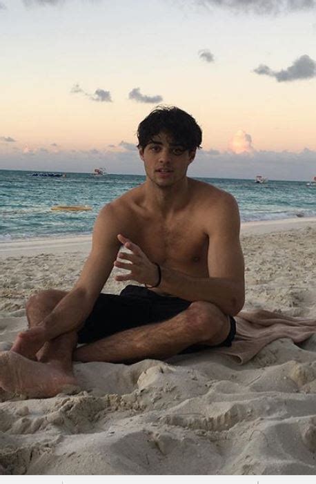 Omg He S Naked Actor Noah Centineo Omg Blog