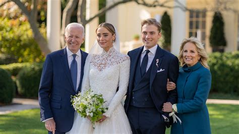 Tats Unis Joe Biden Marie Sa Petite Fille La Maison Blanche La