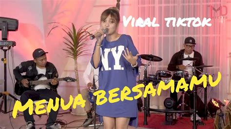 Menua Bersamamu Putri Kristya Official Live Music Youtube