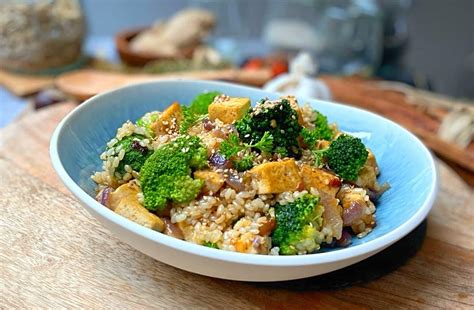 Healthy Recipes Brown Rice With Tofu And Broccoli