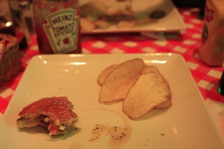 The “BEST Burger” in Tokyo - Borderless Travels