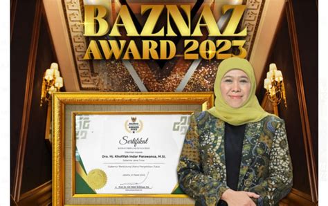 Khofifah Terima Penghargaan Baznas Award Sebagai Gubernur