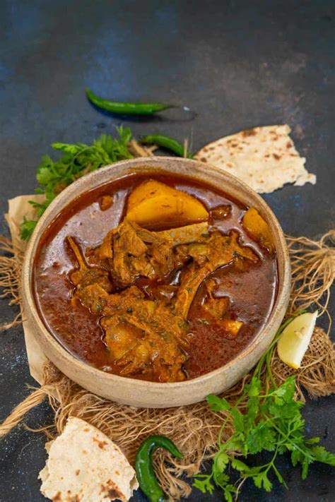 Aloo Gosht Recipe (Potato Mutton Curry) - Whiskaffair