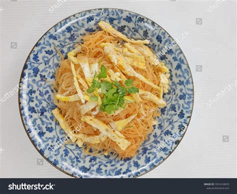 621 Fry Bee Hoon Images Stock Photos Vectors Shutterstock