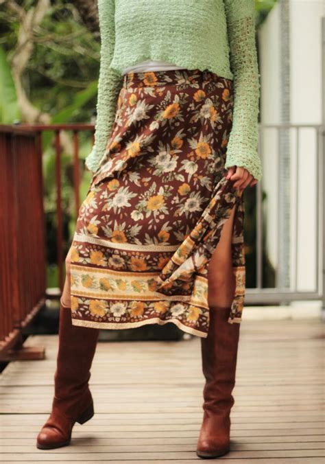 Brown floral boho skirt midi with slits fall winter | Weltentänzer