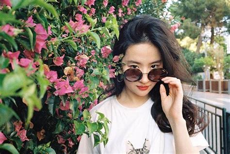 Liu Yifei Glasses