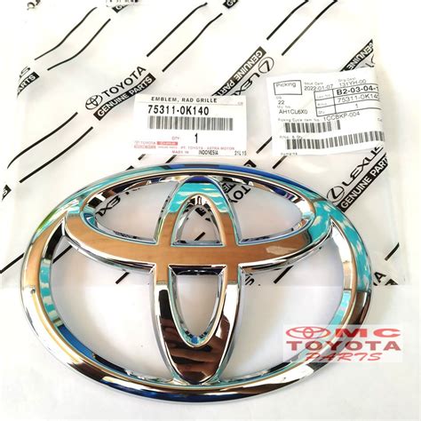 Jual Emblem Logo Grill Grille Radiator Depan Orisinil Toyota Innova