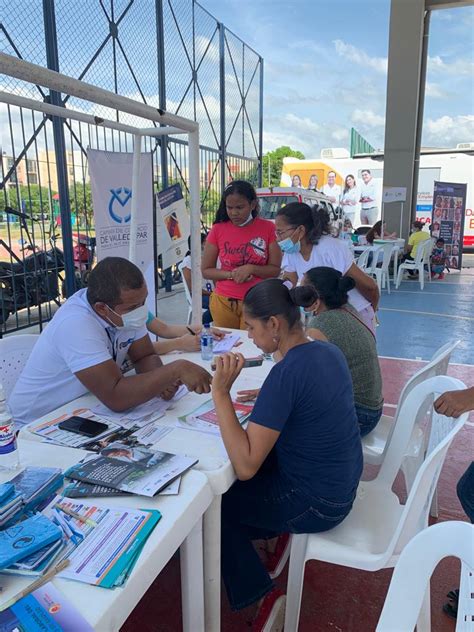 MinTrabajo on Twitter En esta Feria la comunidad está recibiendo