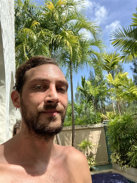 Фил Ранжин on Twitter: "С кучей волос всегда легко поменять свой лук"