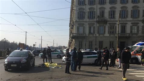 Torino 34enne Italiano Ucciso A Coltellate In Pieno Centro Assassino