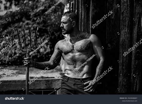 Sexy Naked Man Nude Muscular Body Stock Photo 2543046807 Shutterstock