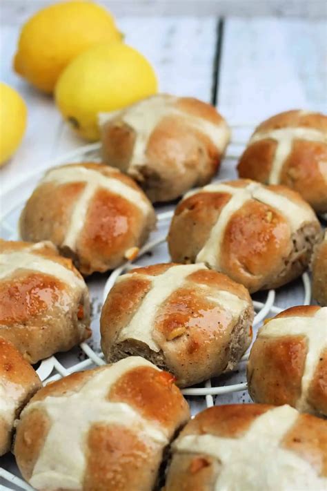 Lemon Hot Cross Buns BakingQueen74
