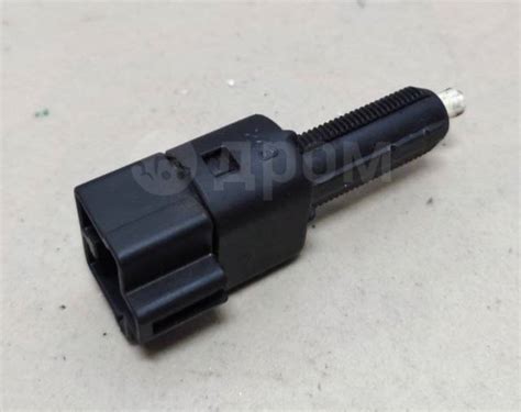 Купить Концевик педали тормоза [MR228924] Mitsubishi Airtrek CU5W #3 в ...