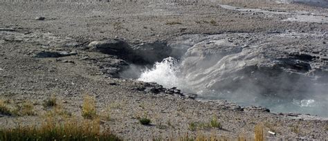 Spasm Geyser Erupting Evening 13 August 2015 2 A Photo On Flickriver