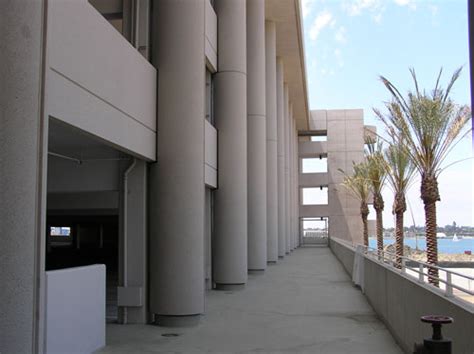 2005 San Diego Convention Center Parking Facility - Hensel Phelps