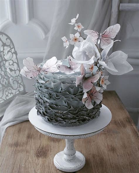 Incredible Sculpted Cake Designs By Elena Gnut Design Swan