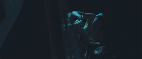 Nude video celebs Dânia Neto nude Perdidos