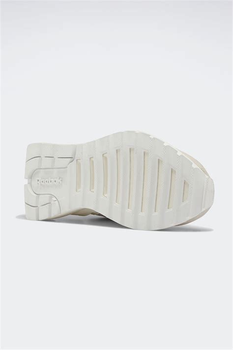 Reebok Classic Leather Legacy AZ soft ecru/canyon coral/chalk | Stylerunner