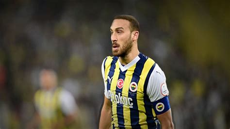 Cenk Tosun B Y K Tepki Toplad Fenerbah E Ye Transfer Olmas Barda