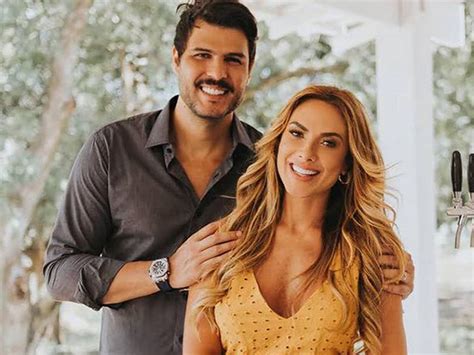 Nicole Bahls Confessa Ter Descoberto Trai O Do Ex Marido De Forma