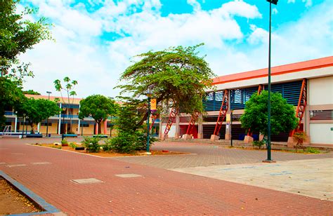 Colegio Nacional Vicente Rocafuerte Galería