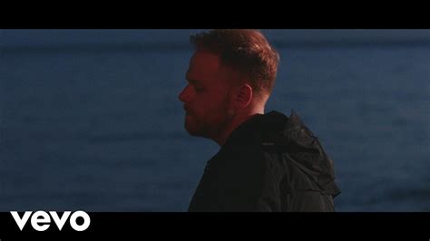 Tom Walker Leave A Light On Official Video Youtube Music