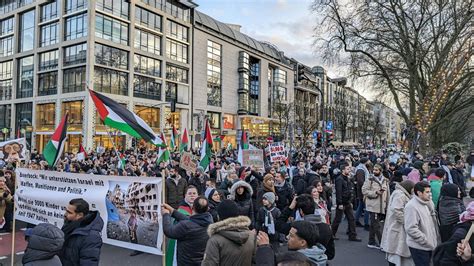 D Sseldorf Pro Pal Stinensische Begriffe Wo Beginnt Hetze