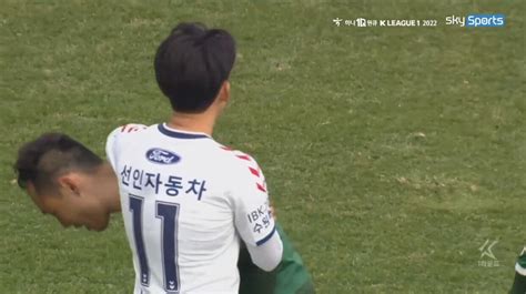 전북 Vs 수원fc 김신욱 등 두드려주는 이승우 ㄷㄷ 국내축구 에펨코리아