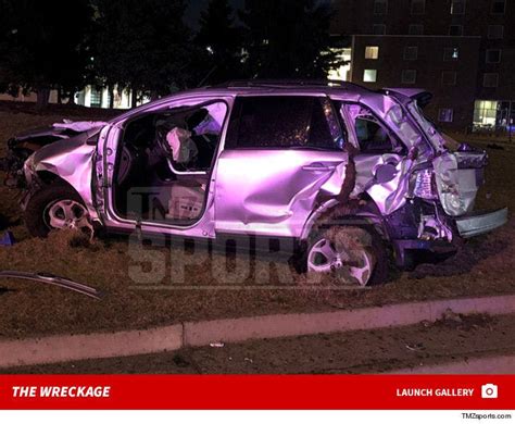 Demaryius Thomas Crash Scene Photos Show Gnarly Wreckage