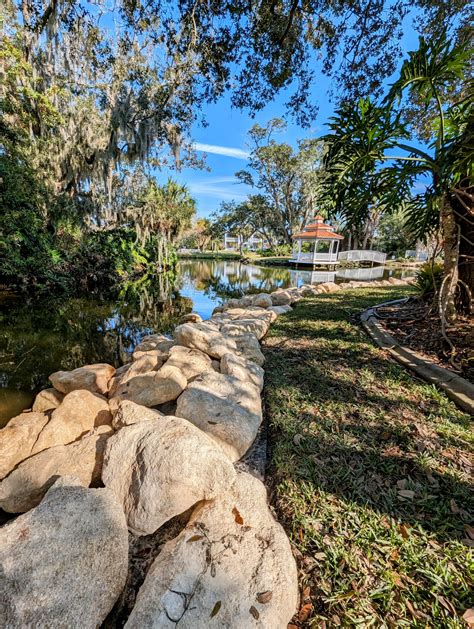 Coquina Seawall Installation And Repair Marine Construction And Seawalls