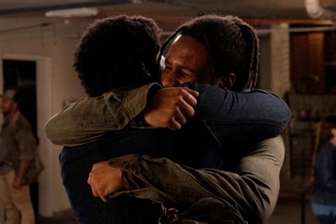 6x11 The Holding Wes And Derek Fear The Walking Dead Photo