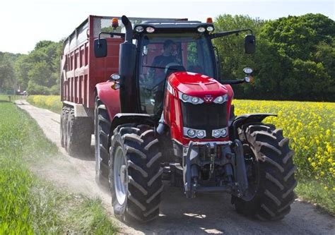 Nouveaux Tracteurs Massey Ferguson 7600