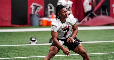 Atlanta Falcons Wr Drake London Praises Electric Rb Bijan Robinson