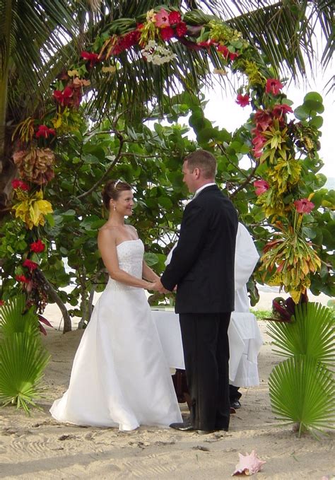 Belize Weddings | Belize Wedding Packages | Beach Weddings