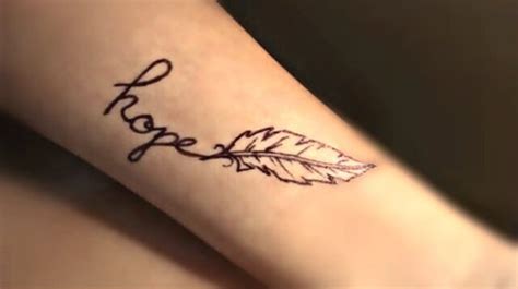 52 Lovely Hope Wrist Tattoos