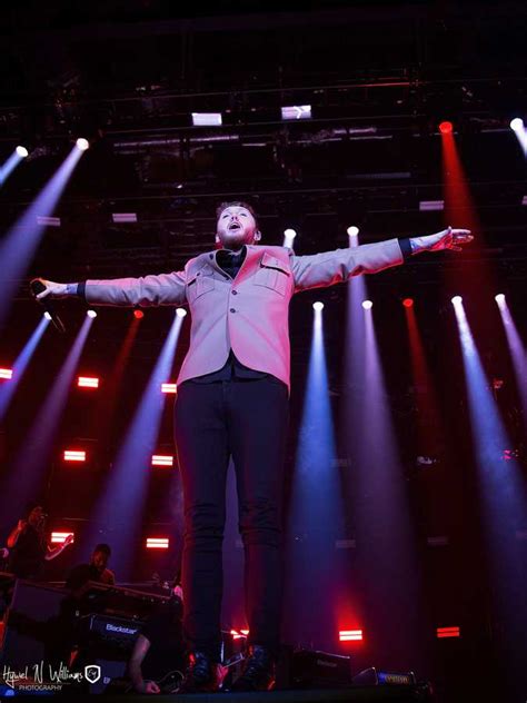 Martin Raises The Roof On James Arthur Arena Tour