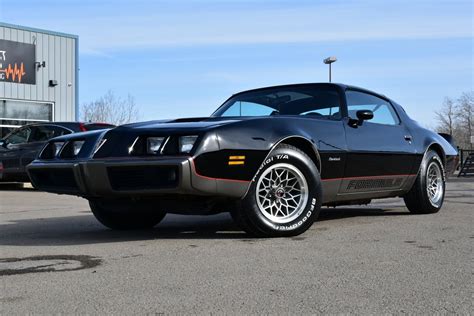 1979 Pontiac Firebird | American Muscle CarZ