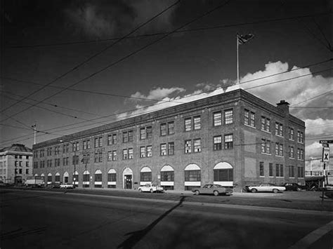 Historic Sites Of Manitoba Hudson S Bay Company Wholesale Building