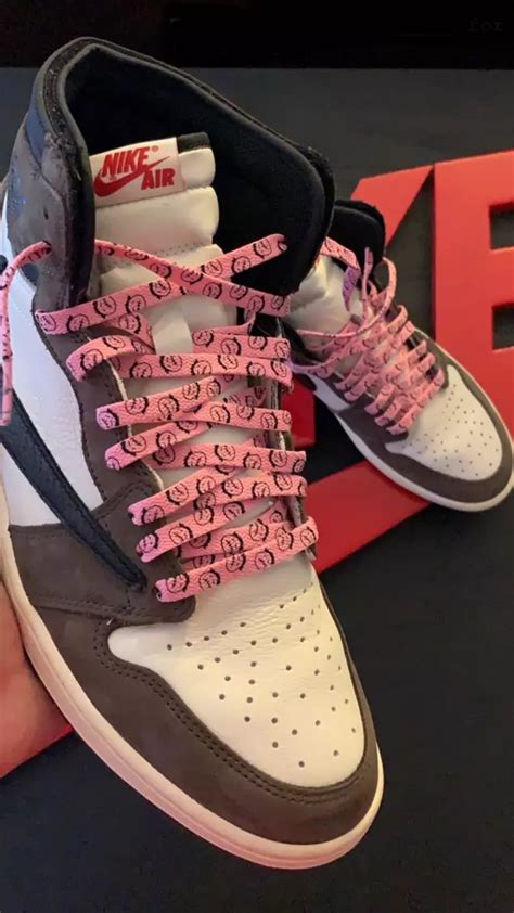 Travis Scott Pink Laces Online