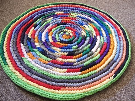 Round Rag Rug Upcycled T Shirt Small Naalbinding Toothbrush