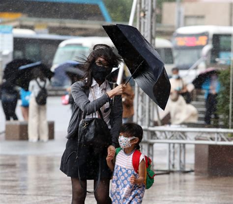 卡努颱風加速挺進 連2天全台有雨 氣象局曝發海警機率 生活 中時新聞網