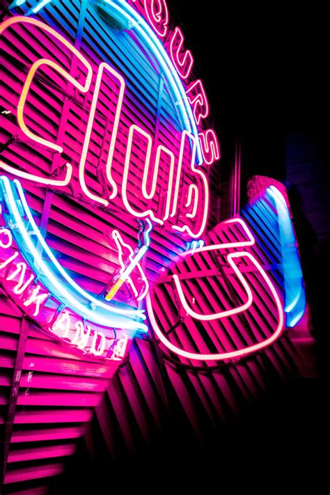 Aesthetic Pink Neon Lights Desktop Wallpaper