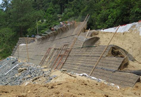 Reinforced Soil Slope At Maran Pahang Malaysia Maccaferri Malaysia