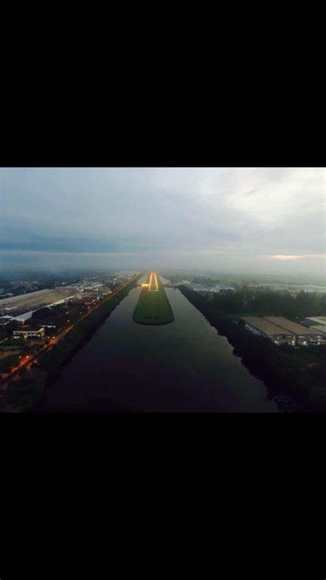 Kabinburi Airfield Kabin Buri District വലസ അവലകനങങൾ