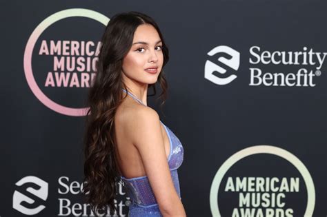 Shop Olivia Rodrigos American Music Awards Glossier Makeup Popsugar