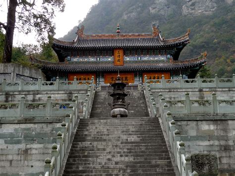 Pictures Chinese Mountains Taoist Monastery At Wudang Mountains