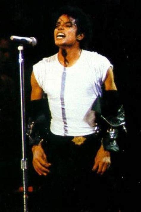 Hot Michael Michael Jackson 7120707 333 500 0  Michael Jackson