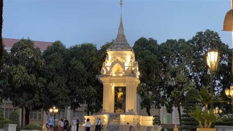 Visite pied à pied de la ville de Phnom Penh GetYourGuide