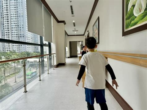 Cựu hot girl công bố mang bầu sau tháng kết hôn con trai riêng có phản ứng gì